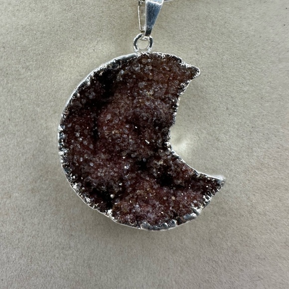 Red Amethyst Silver Plated Crescent Moon Pendant Necklace on Figaro Chain - Picture 5 of 11